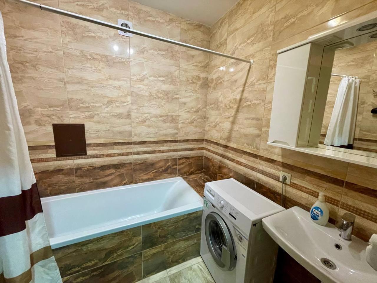 Apartments In Uzhgorod For You. Luaran gambar