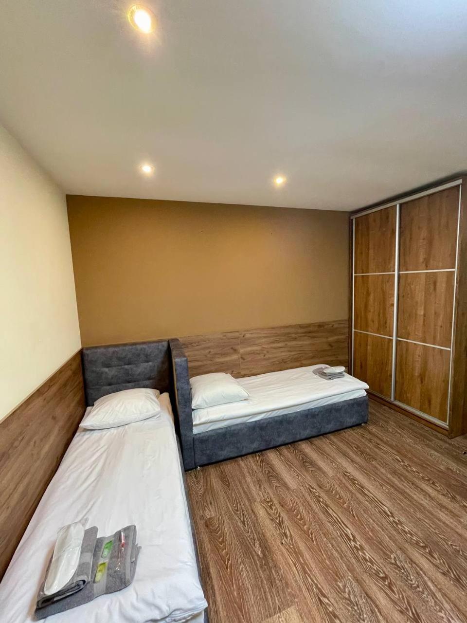 Apartments In Uzhgorod For You. Luaran gambar