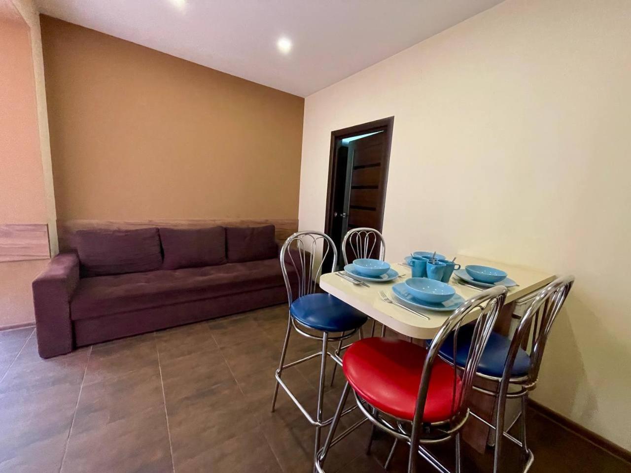 Apartments In Uzhgorod For You. Luaran gambar